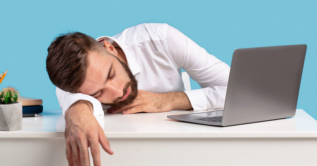 忙しい人にこそオススメしたい！究極の昼寝【パワーナップ】でパフォーマンス向上